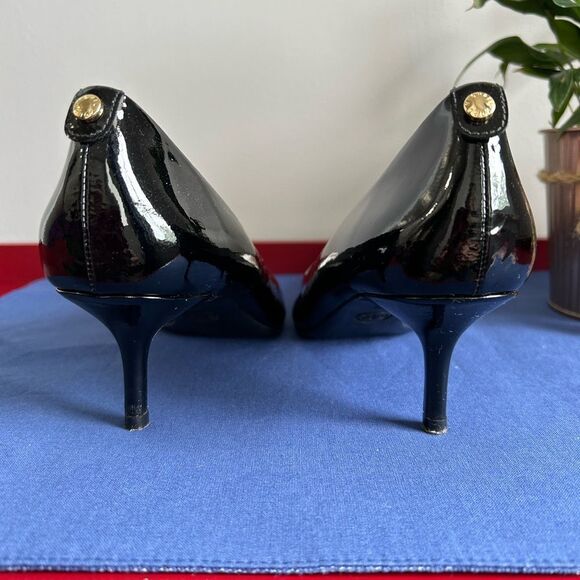 HP🎉❤️Michael Kors Patent Leather Kitten Heel Shoes - Picture 3 of 12